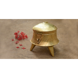 Ahar ✽ Brass ~ Paan Daan { 7" x 7" x 7" Medium }